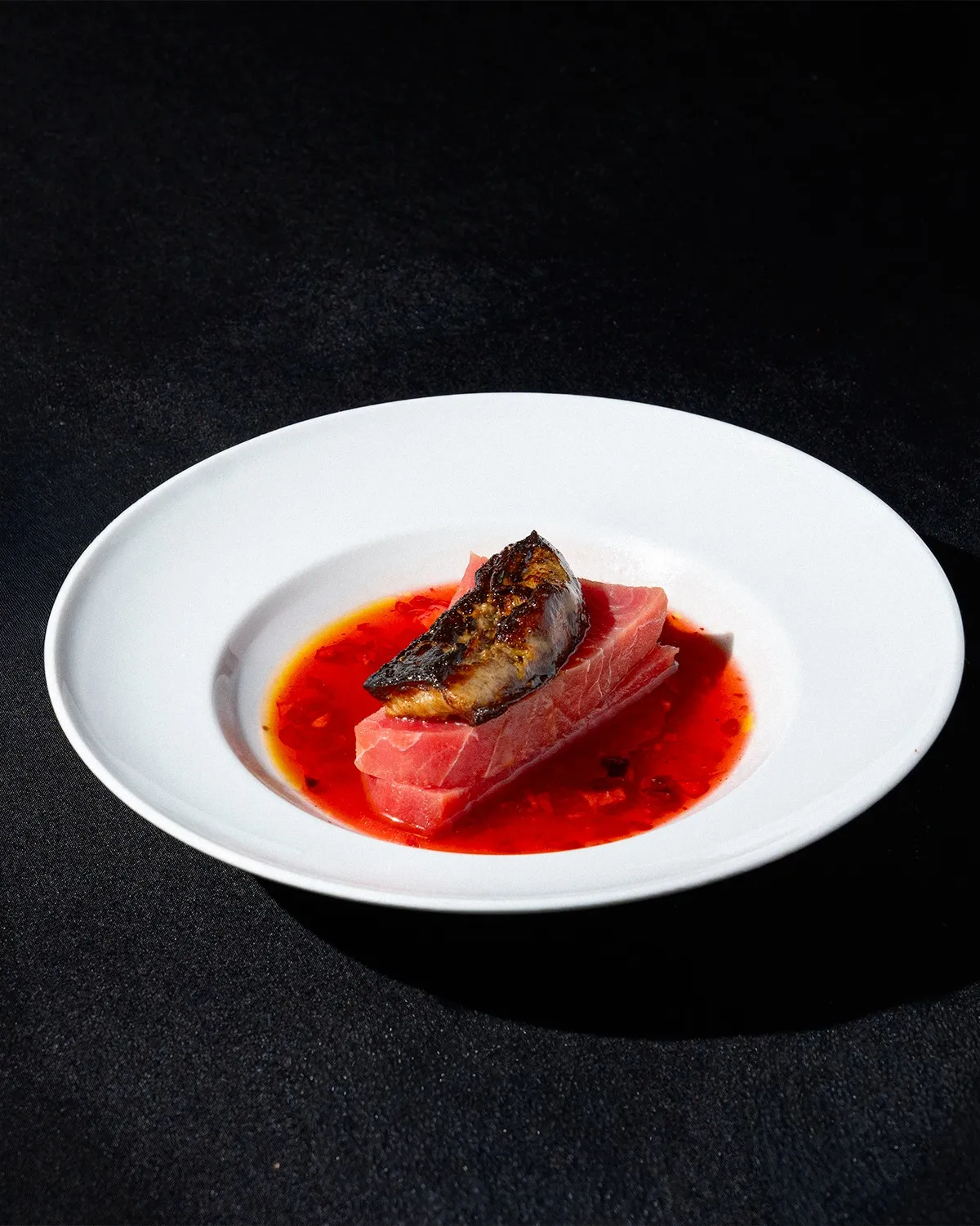 Atún marinado con foie gras
